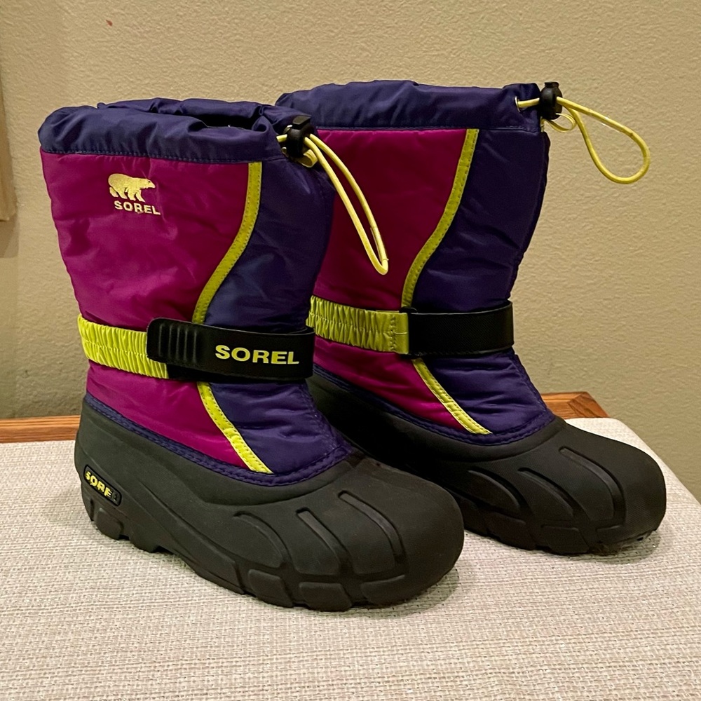 Sorel kids winter boots